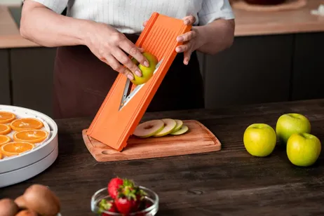 Slice-vegetables-with-a-mandoline