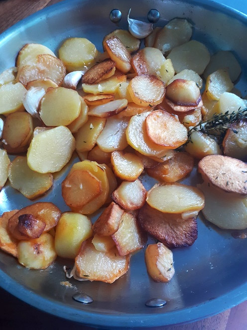 Cook-potatoes-potatoes