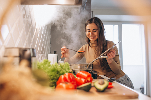 Is stainless steel suitable for simmering