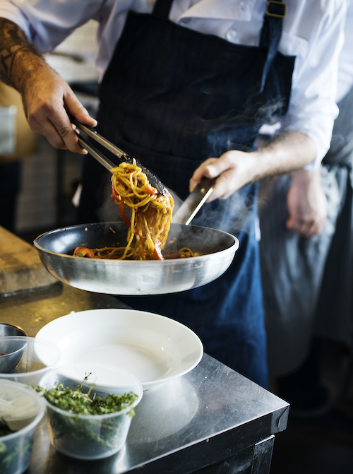 Cooking with a stainless steel pan